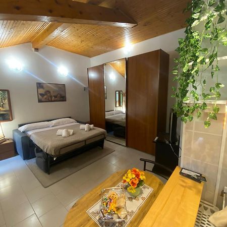 La Corte Dei Torri Loft On The Lake Oliveto Lario Luaran gambar