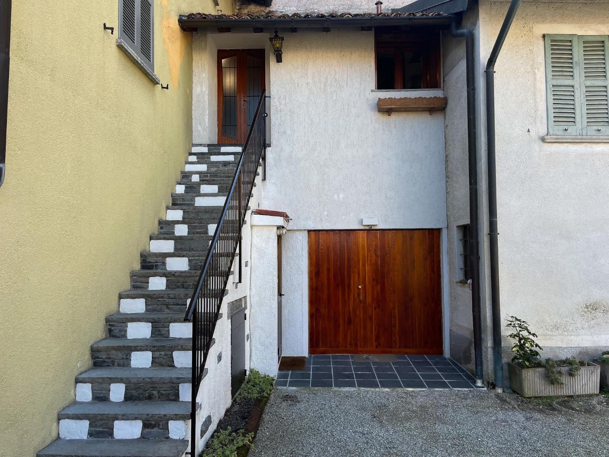 La Corte Dei Torri Loft On The Lake Oliveto Lario Luaran gambar