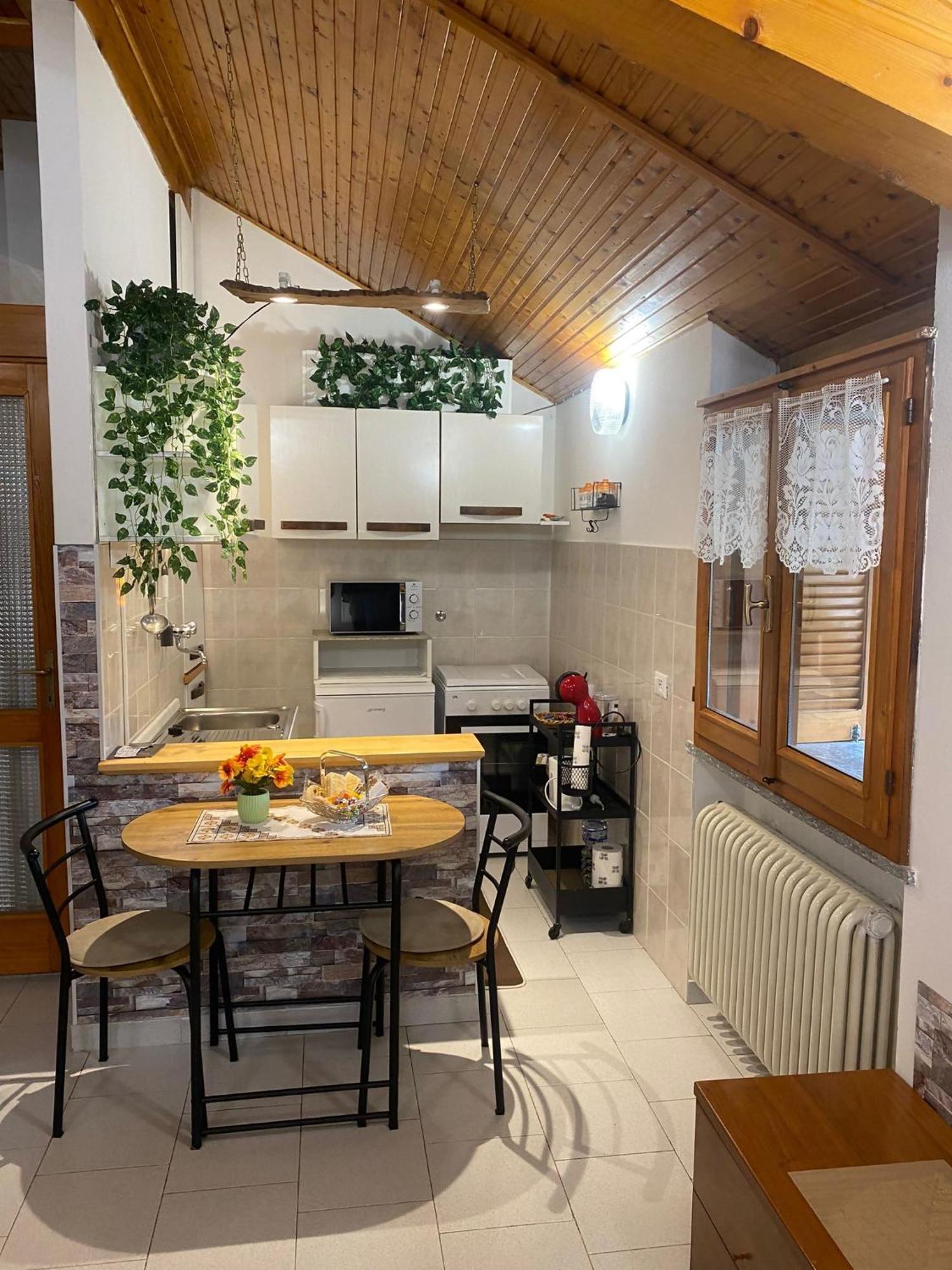La Corte Dei Torri Loft On The Lake Oliveto Lario Luaran gambar